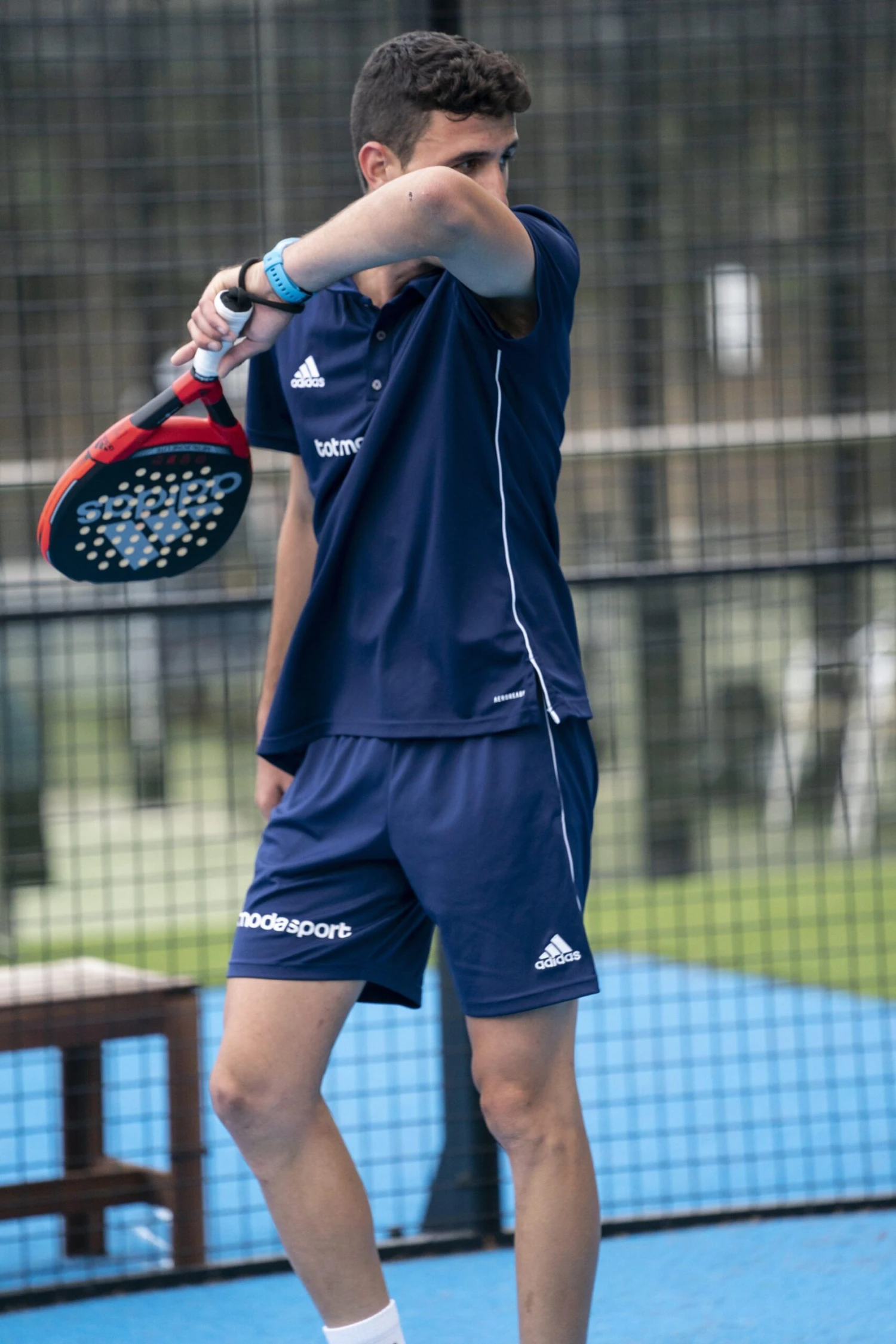 Adidas Metalbone Lite Padel Racket & Carry Case 7 Adidas Metalbone Lite Padel Racket & Carry Case - Image 5