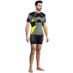 Men's Rugby Shoulder Pad R900 -Ball Sports Store k7bfaaebdcd3f3d04325c83f46dc9a59f