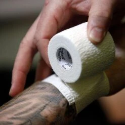 Steroplast EAB Tearlite Elastic Adhesive Bandage - 4.5m Long - 36 Rolls -Ball Sports Store keec578b0e8c3e1b16893adc6e5d40ee3