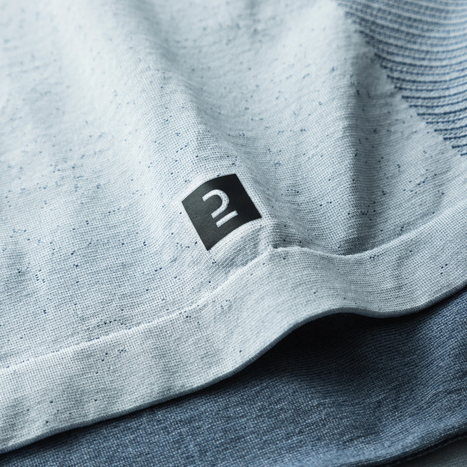 Artengo Men's Tennis Long-Sleeved Top Thermic 19 Artengo Men's Tennis Long-Sleeved Top Thermic - Image 17